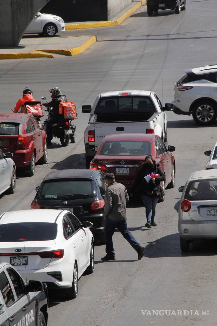 $!Adultos mayores: prioridad en salud, no en movilidad