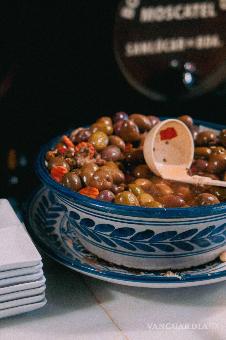 $!La ensalada mediterránea integra ingredientes frescos con el toque característico de las aceitunas, un elemento versátil en la cocina.