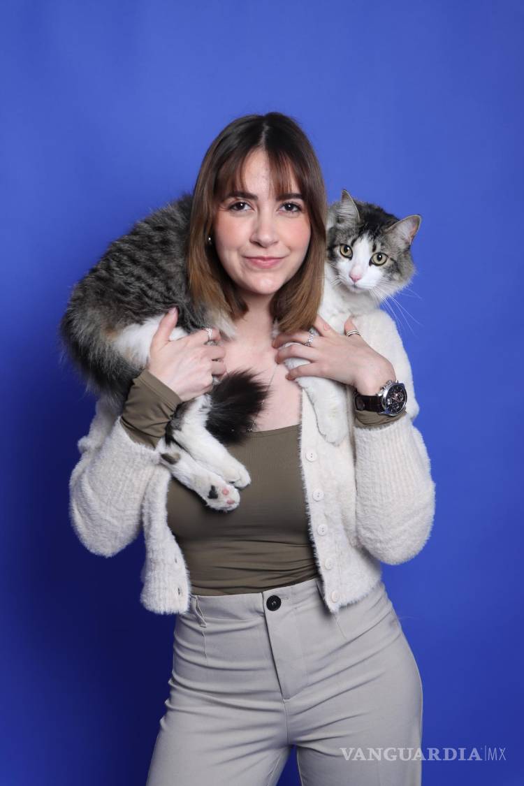 $!Camila cuidó a sus gatos desde que estaban recién nacidos.