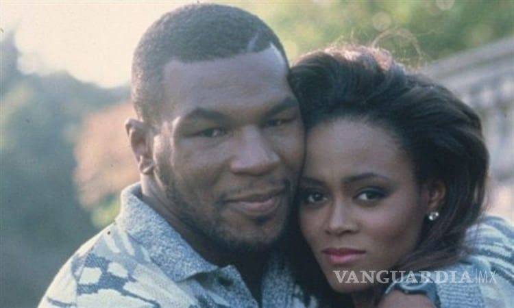 $!La ocasión en que Mike Tyson encontró a su exesposa con Brad Pitt