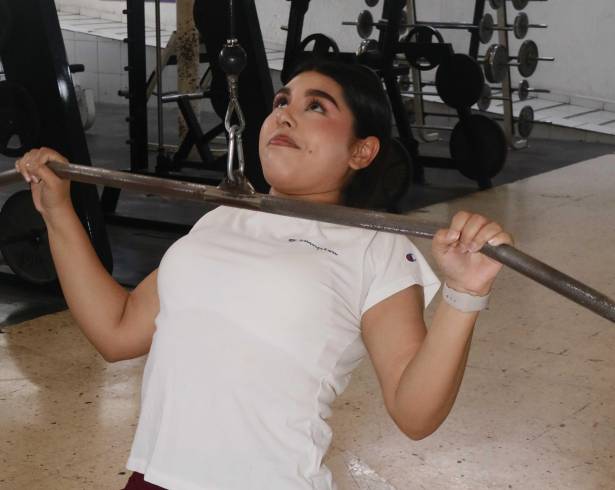 Especialistas advierten que, aunque cada vez más personas buscan acompañamiento profesional para bajar de peso, persiste el reto de mantener la constancia y evitar expectativas de resultados rápidos o dietas extremas.