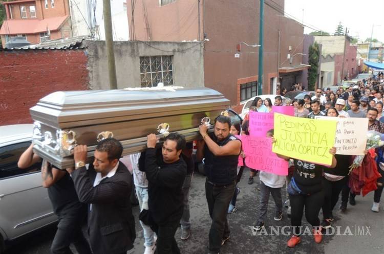 $!Familiares exigen justicia por el feminicidio de Alicia, desaparecida en Ecatepec