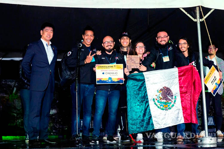 $!Mexicanos ganan concurso de video mapping en Japón