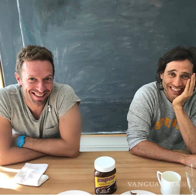 $!Chris Martin: ¿Le entra a 50 Sombras de Grey?