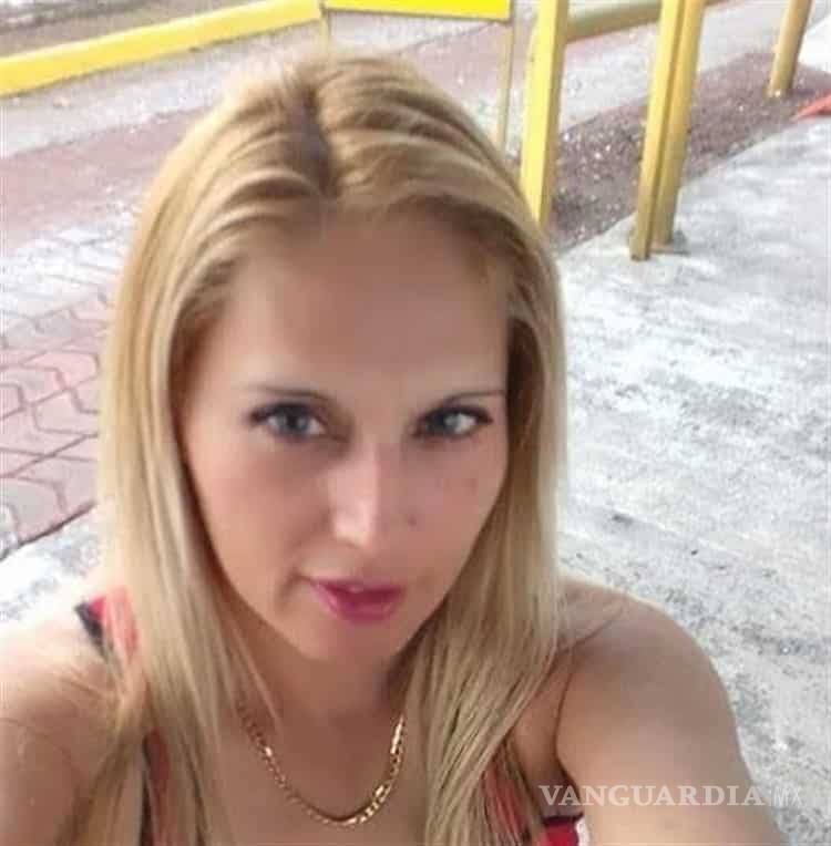 $!Linchan brutalmente a abogada y un hombre en Puebla, creían que eran secuestradores