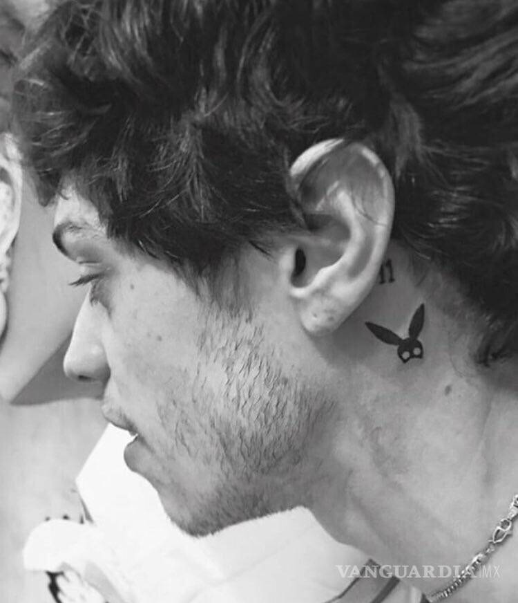 $!Pete Davidson se tatuó el 'conejito' de Ariana Grande