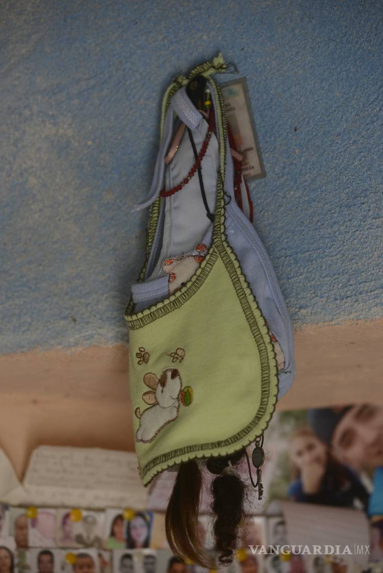 $!Adjudican milagros al agua que emana de venero en barrio de Saltillo