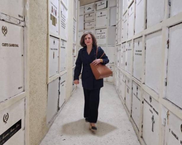 Rosa de Guadalupe “Tita” Gutiérrez Cabello ha mantenido una lucha constante durante 17 años para que la muerte de su hija, la chef saltillense Elisa Loyo, sea investigada como homicidio.