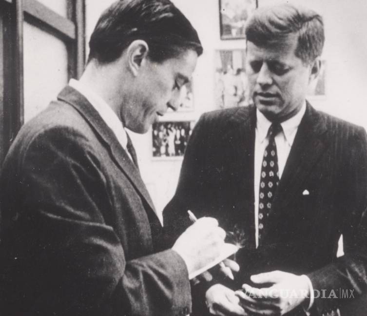 $!HBO presenta documental sobre Ben Bradlee, el hombre que interpreta Tom Hanks en 'The Post'