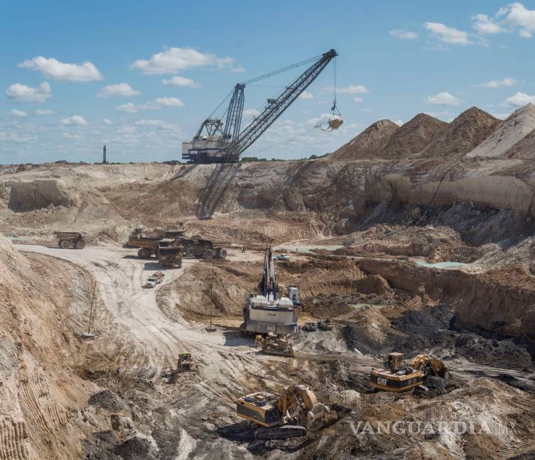 Reactivarán economía la compra de 80 mil toneladas de carbón para CFE en la región Carbonífera; al menos en diciembre