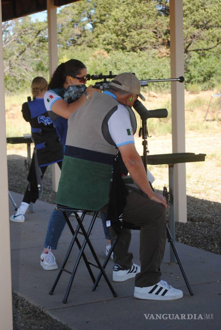 $!Su actuación en Nuevo México la coloca como referente juvenil del tiro con rifle en México y el extranjero.