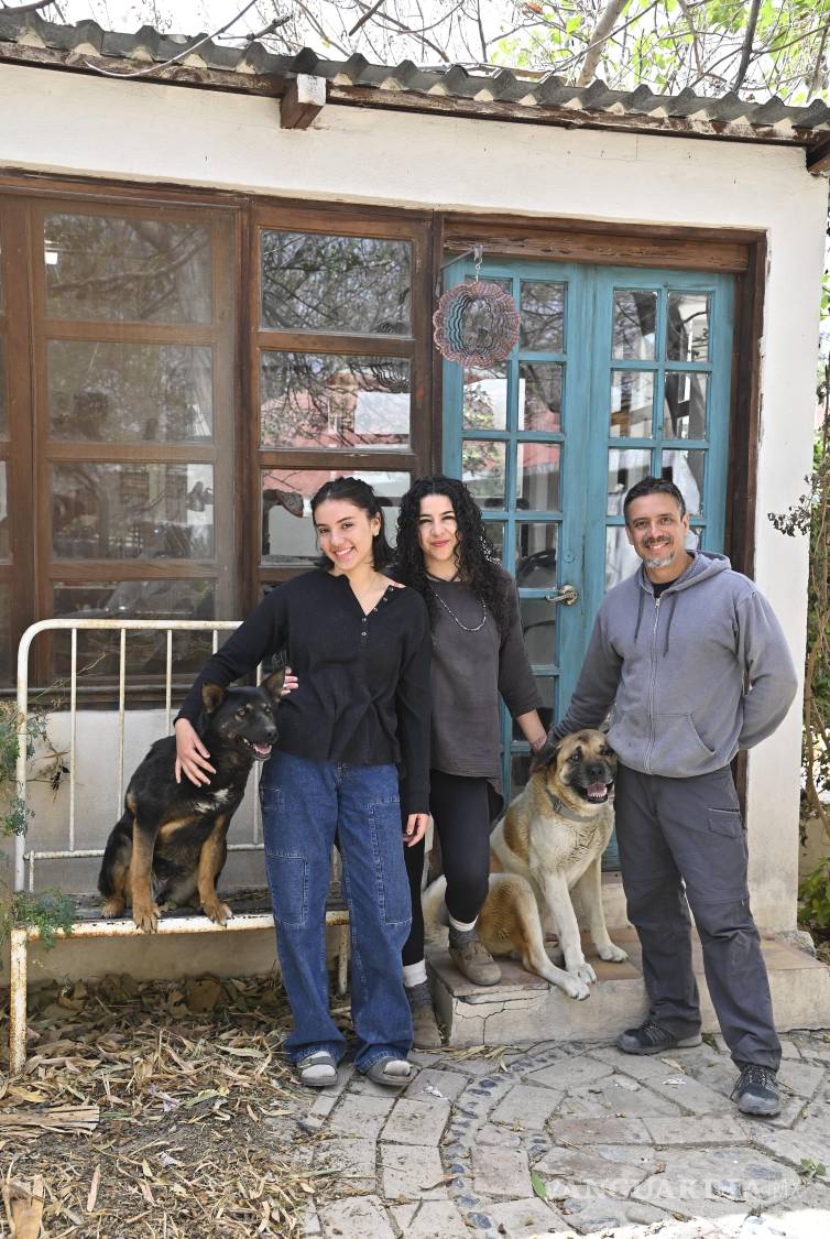 $!Desde su patio hasta sus techos abovedados, esta casa ha cambiado la forma en que sus habitantes viven y cuidan el planeta.