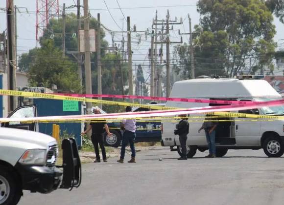 Atacan a policías en Puebla; asesinan a dos