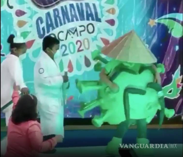 Coronavirus 'contagia' festival infantil en México; disfrazan a niño del virus mortal