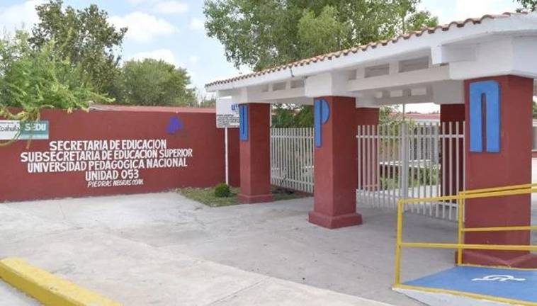 La UPN Piedras Negras mantiene un módulo de atención los jueves para orientar a docentes sobre la certificación Aptis.