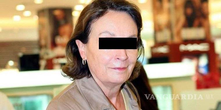 Gilda Austin, madre de Emilio Lozoya llega a México para audiencia