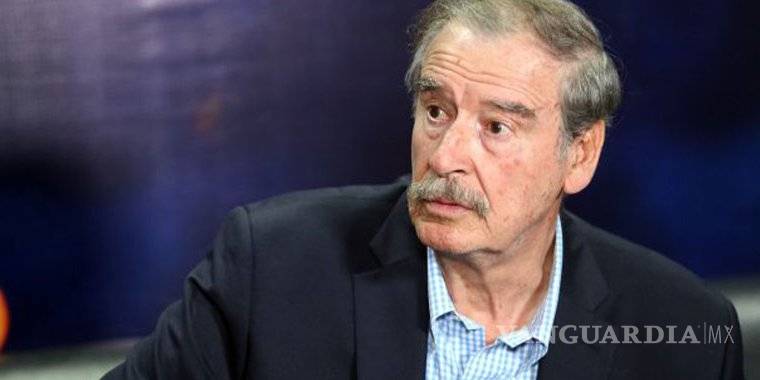 Fox pide a AMLO dejar de seguir 'ideologías perversas y trasnochadas'