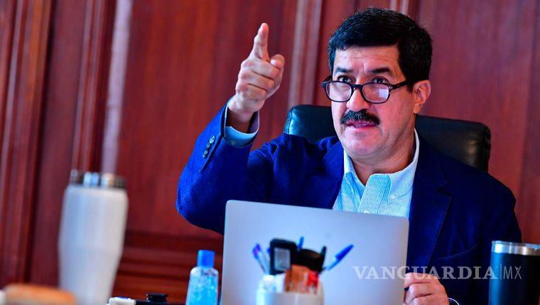 Corrupción de César Duarte no pudo darse sin el conocimiento y consentimiento de Peña, afirma Corral