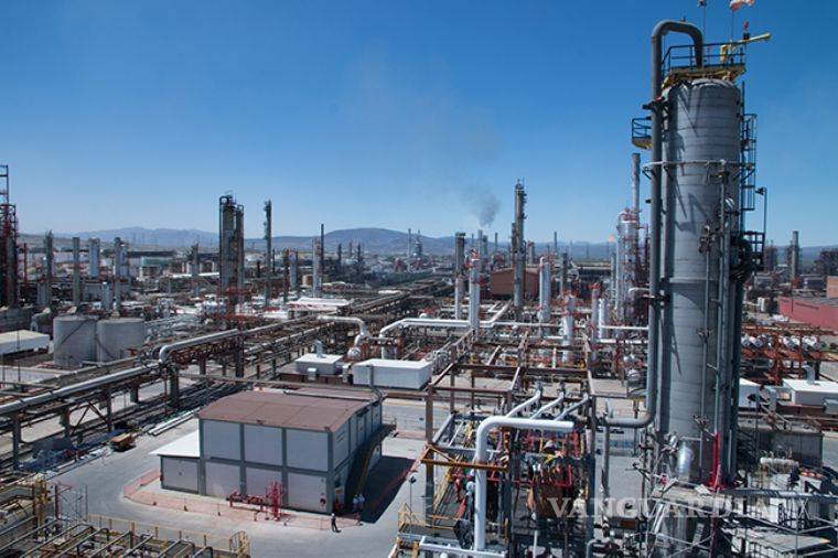 Pemex cerrará temporalmente refinerías de Tula y Salamanca