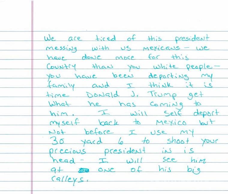 $!Fotografía de la carta que escribió supuestamente el inmigrante mexicano Ramón Morales Reyes, en la amenaza con asesinar a Donald Trump.