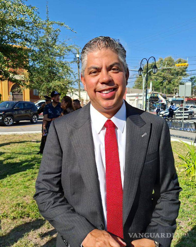 $!Alfredo López Paredes es actual diputado por la coalición PRI, PAN, PRD.