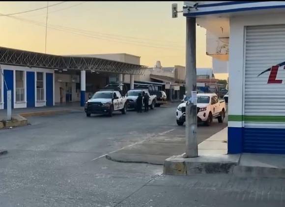 Mueren 3 durante enfrentamiento en terminal camionera de Oaxaca