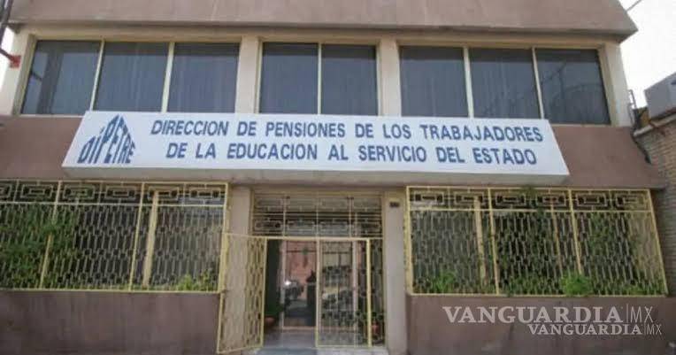 $!A pesar de acercarse a directivos de la DIPETRE y del SNTE, el maestro Humberto no ha encontrado eco a sus preocupaciones.
