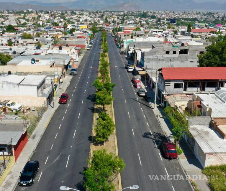 $!El bulevar Hidalgo, junto con el bulevar Guerrero—que también fue recientemente rehabilitado—constituye una de las principales vías de conexión para varias colonias.