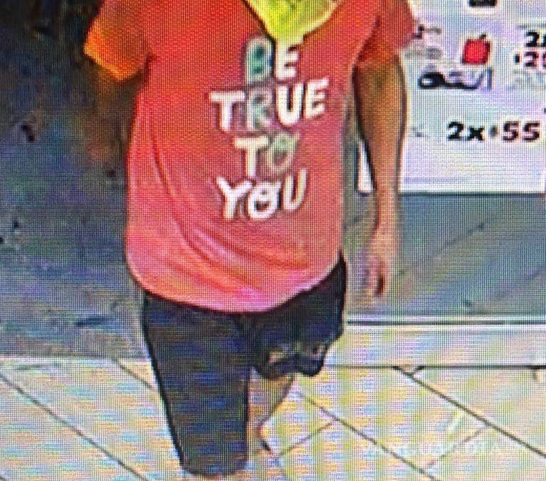 Se cubría el rostro con bolsas de plástico para asaltar tiendas de conveniencia, en Monterrey