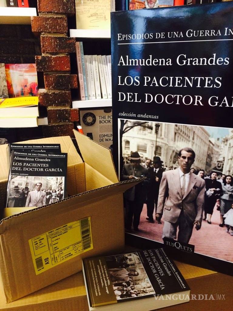 $!Tiene España una deuda con los antifranquistas, dice Almudena Grandes