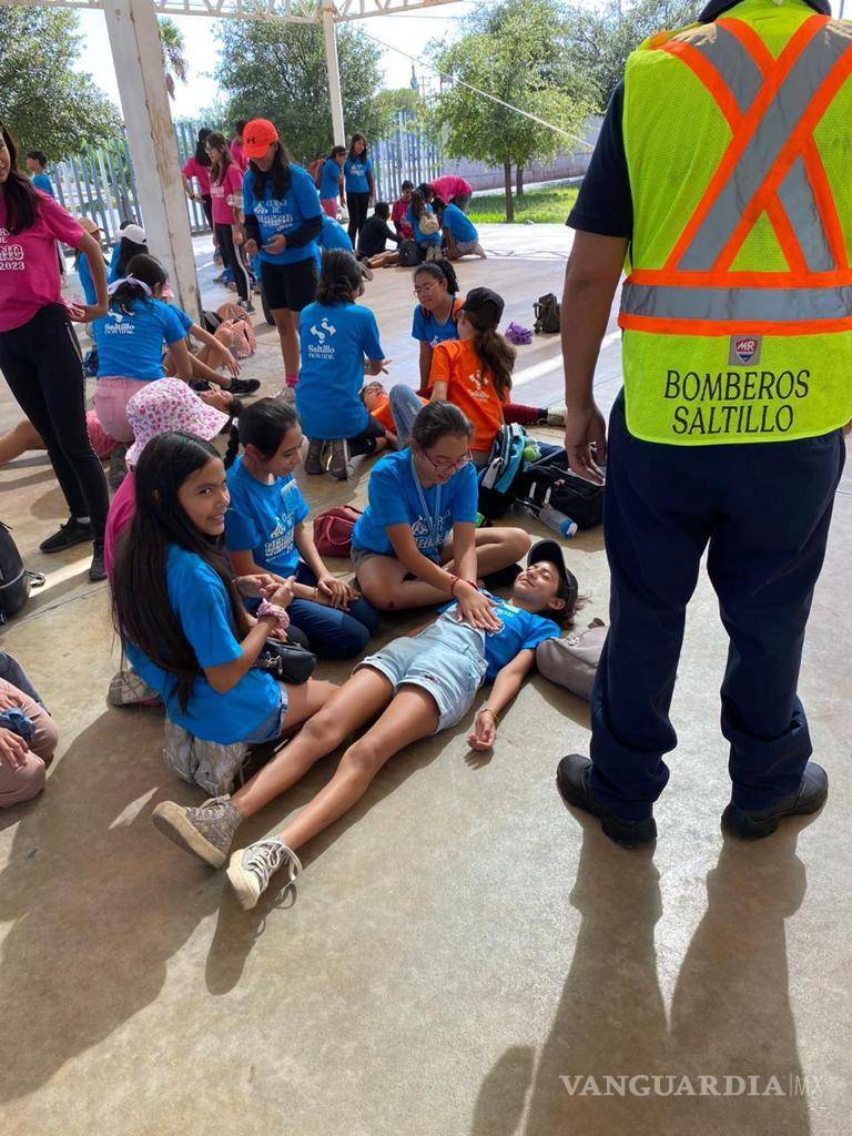 $!Alberto Neira Vielma, director de Protección Civil y Bomberos, destacó la importancia de brindar a los niños herramientas que les permitan cuidarse y protegerse en situaciones de emergencia.