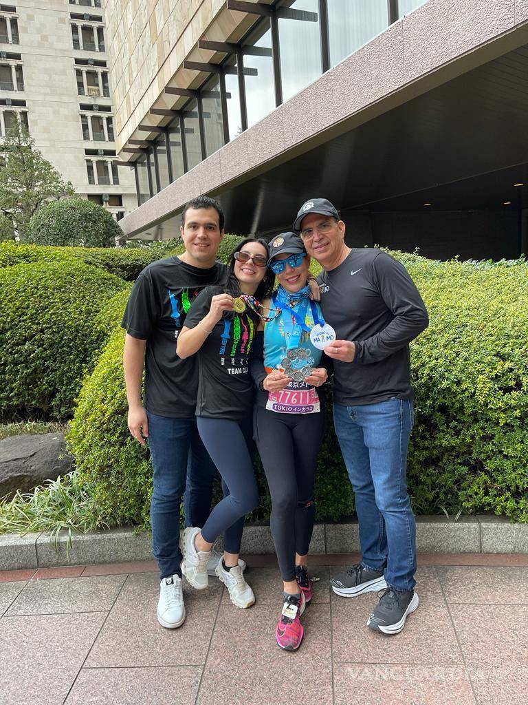 $!Aunque hoy, la atleta internacional alcanzó su sueño, llegar a él no fue nada fácil. A su lado siempre ha estado su familia.