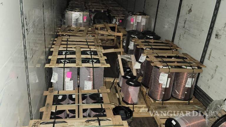 Recuperan carga robada valuada en medio millón de pesos en Saltillo, contaba con inhibidores de señal