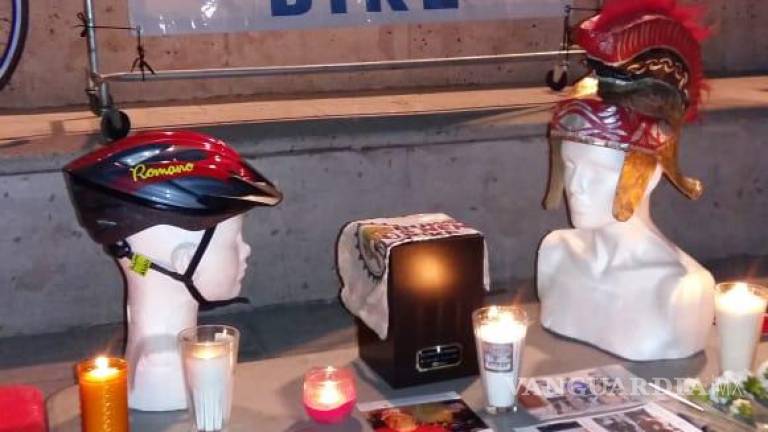 Colectivos de ciclistas de Saltillo hacen homenaje a compañero que falleció tras caída de bicicleta