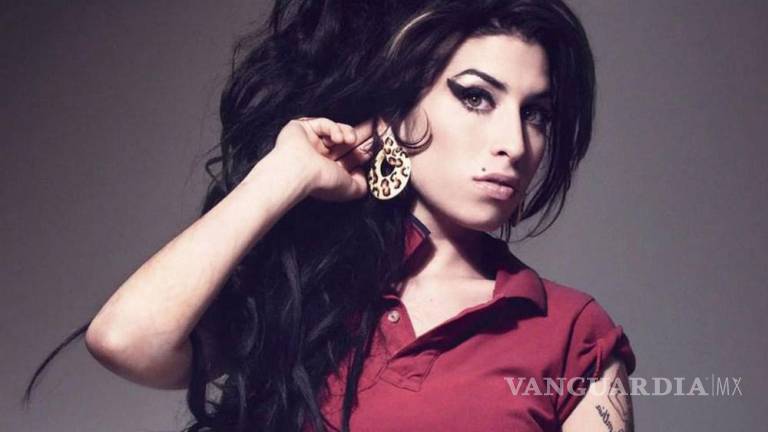 Una muerte lenta, solitaria y previsible: los últimos días de Amy Winehouse