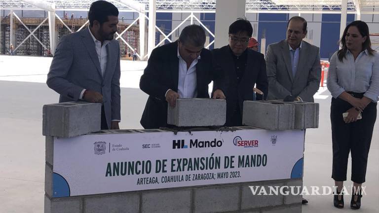 $!El abogado de Bolim, Raúl Alfonso Villarreal, acusa que en 2021, con la presencia del gobernador Riquelme, se presentó como una “inversión de ampliación” de Mando Corporation, pero en realidad fue una apropiación de las instalaciones y maquinaria de Bolim.