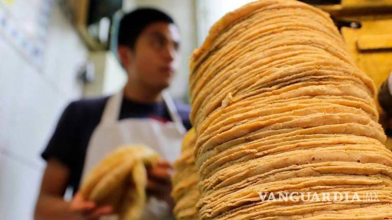$!El alza se debió principalmente a la inflación en los insumos básicos para elaborar tortillas de maíz.