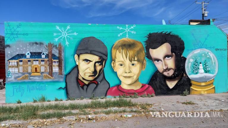 $!Pintan mural de Franco Escamilla y Eugenio Derbez en la Saltillo 2000