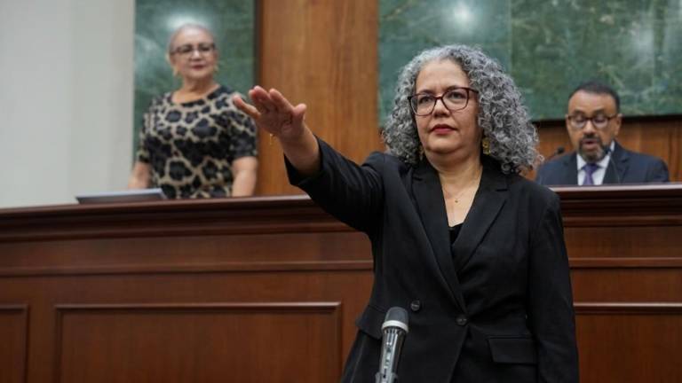 Graciela Domínguez Nava fue designada por el Congreso de Sinaloa como gobernadora interina, tras la nueva licencia solicitada por Rubén Rocha Moya.