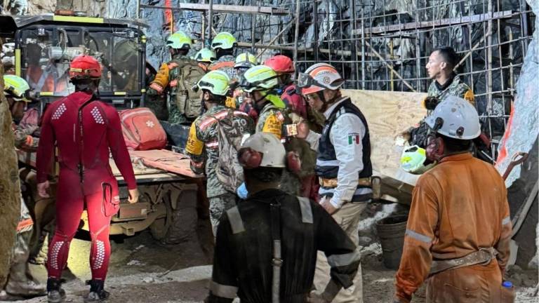 (IMAGEN ILUSTRATIVA) El Comando Unificado informó que logró la recuperación del cuerpo sin vida del tercer minero, tras quedar atrapado en la mina Santa Fe, en El Rosario, Sinaloa, 14 días después de derrumbe.