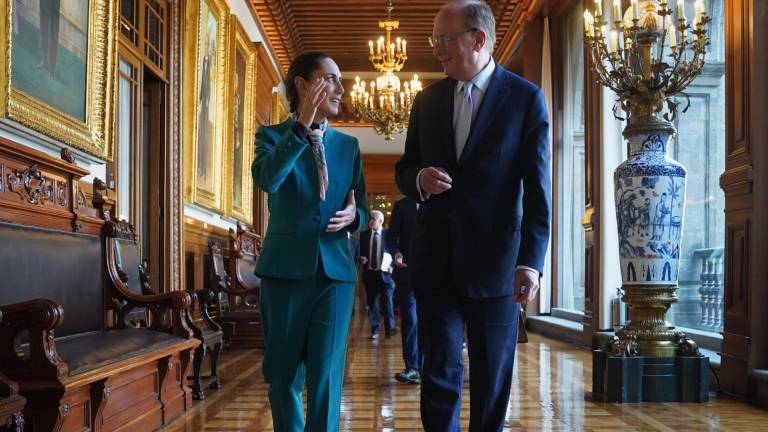 La presidenta de México, Claudia Sheinbaum Pardo, se reunió con Larry Fink, fundador y director del fondo de inversiones de BlackRock, junto a Adebayo Ogunlesi, director ejecutivo de Global Infrastructure Partners.