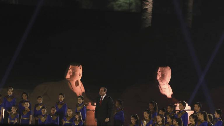 $!El presidente egipcio Abdel Fattah al-Sisi asiste a la ceremonia oficial de reapertura de la Avenida de las Esfinges en Luxor, Egipto. AP/Mohamed El-Shahed