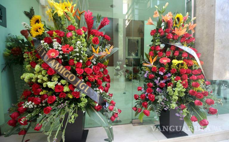 $!'El Chapo' envió flores a panteón de Culiacán a sus 'compadres' fallecidos