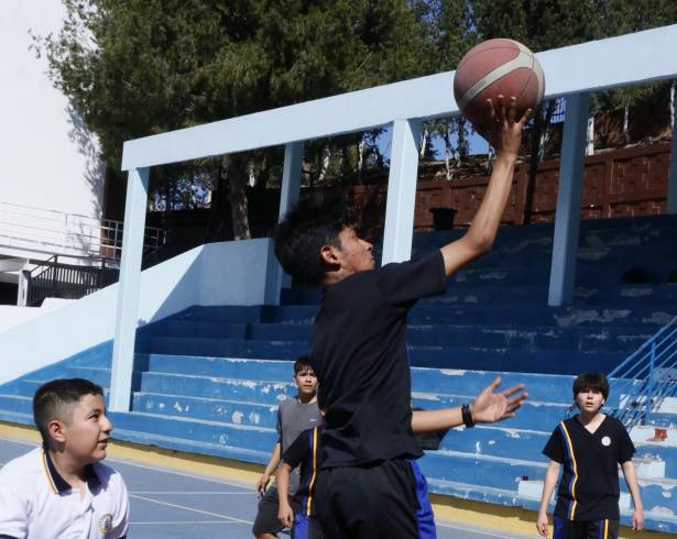 El aprendizaje va más allá del aula: deporte, arte e idiomas forman parte del crecimiento integral. FOTOS: FRANCISCO MUÑIZ