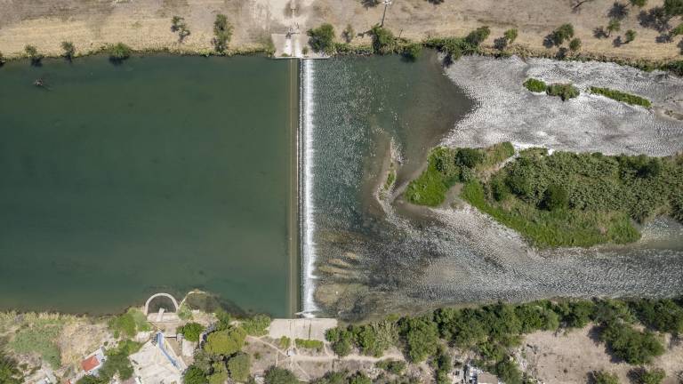 $!En Acuña siempre eran privilegiados con abundancia de agua, pero a raíz del desecamiento a causa de la sequía, el CILA tiene que regular de mejor forma los escurrimientos.