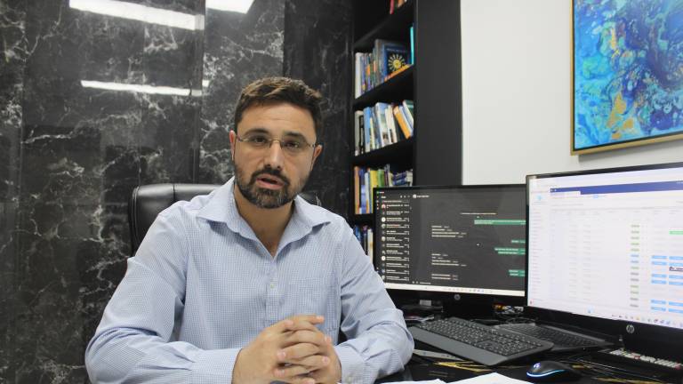 $!Jorge Gidi, consejero nacional de CANIETI señala la necesidad de cerrar la brecha digital en las empresas locales.