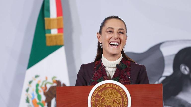 Claudia Sheinbaum señaló que en 2026 su gobierno priorizará la inversión pública, la seguridad y los derechos sociales, reiterando que el bienestar del pueblo de México seguirá siendo el eje de su administración