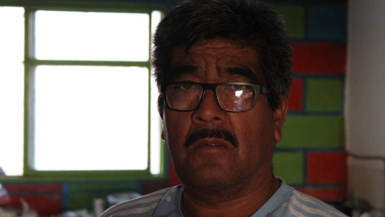 $!José Salas, padre de Armando Salas Ramírez, desaparecido en Torreón hace 15 años. José perdió su trabajo por buscar a su hijo.