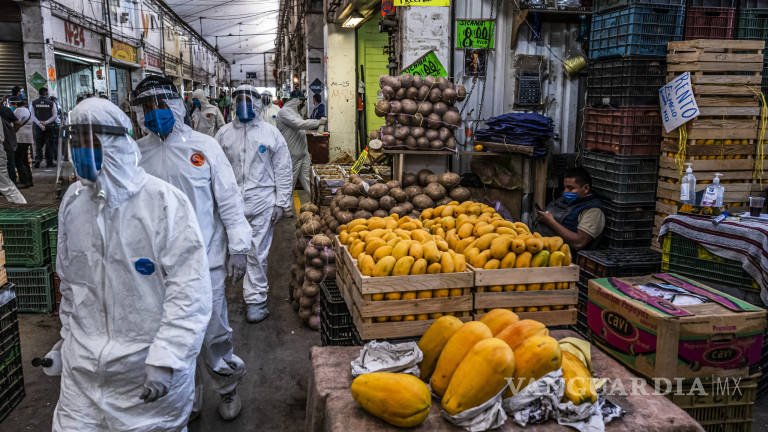 El epicentro del epicentro de la pandemia: Mercado de Iztapalapa, el mayor foco de infección de COVID en México
