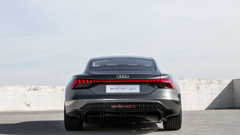 $!Audi e-tron GT Concept, eléctrico que da 590 hp y 400 km de autonomía... y 240 km/h